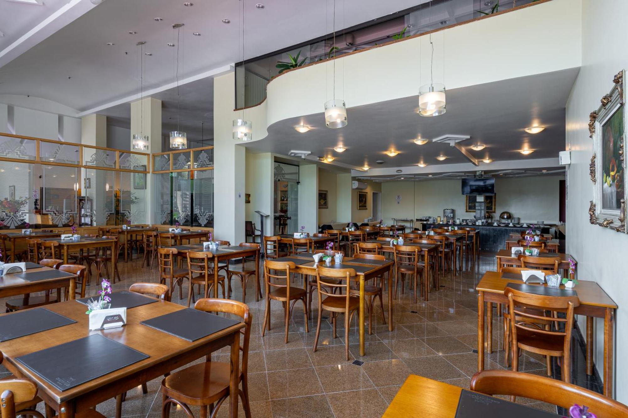 Hotel Carlton Plaza São José dos Campos Esterno foto