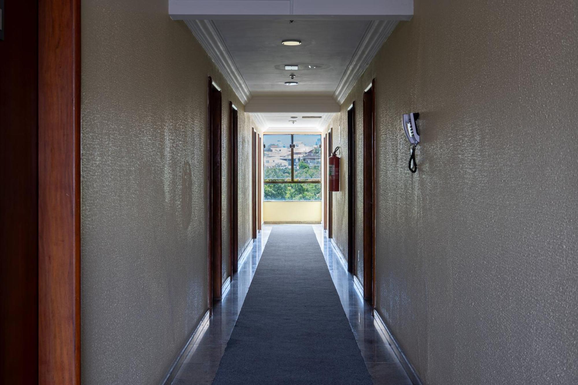 Hotel Carlton Plaza São José dos Campos Esterno foto